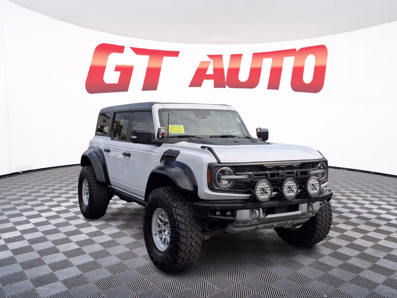 2022 Ford Bronco Raptor Upper Image 1