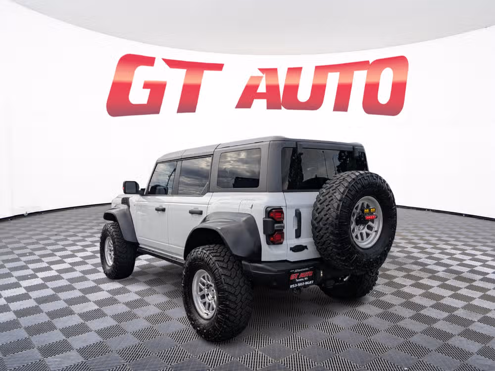 2022 Ford Bronco Raptor Image 3