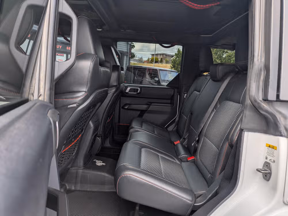 2022 Ford Bronco Raptor Image 6