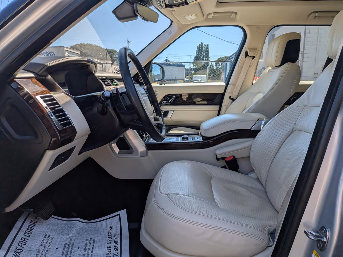 2020 Land Rover Range Rover P525 HSE Image 5