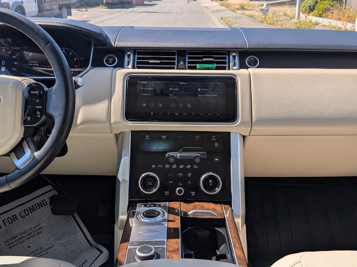 2020 Land Rover Range Rover P525 HSE Image 10