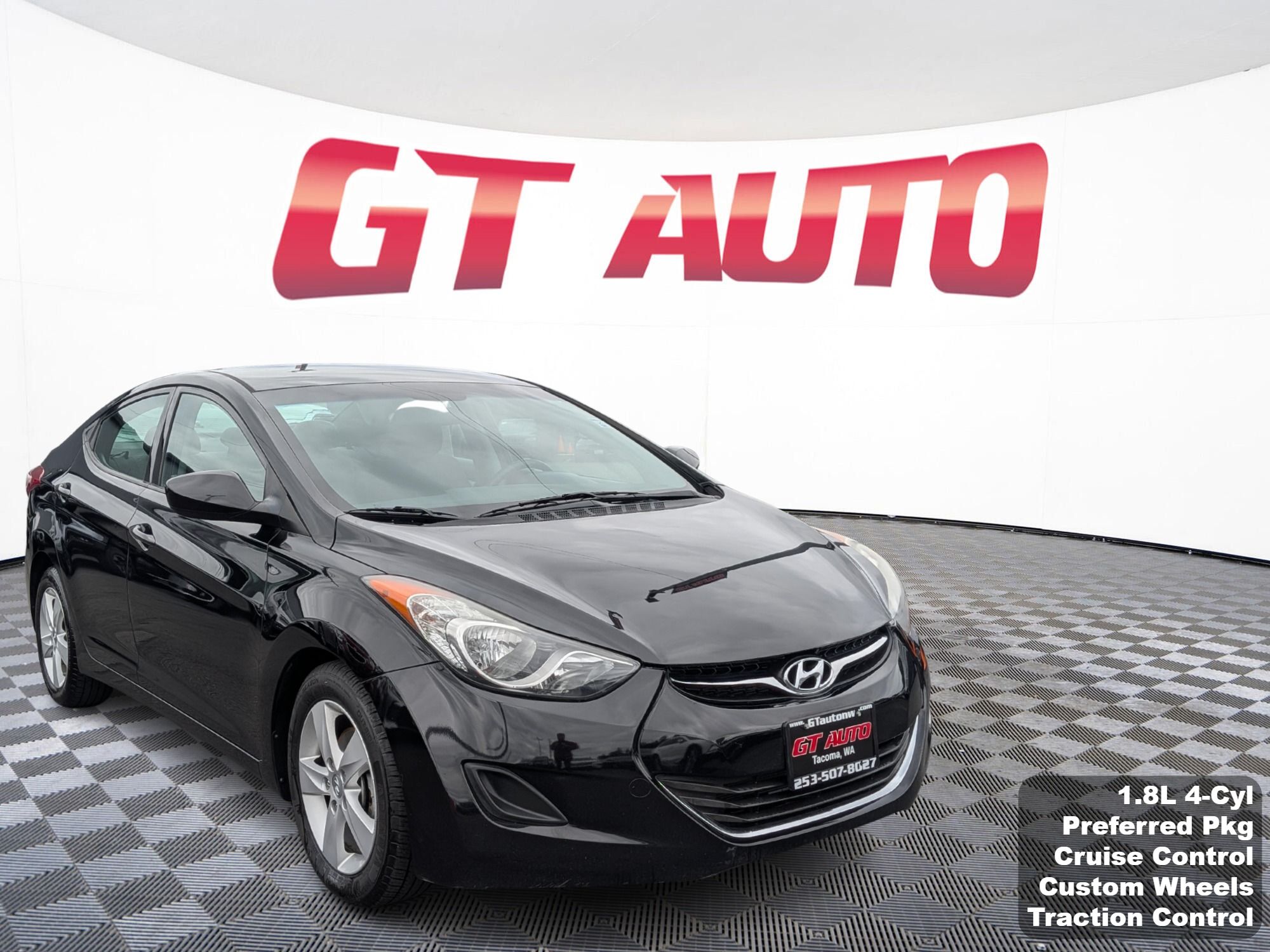 Phantom Black Metallic 2013 Hyundai Elantra Sedan Front-Wheel Drive Manual