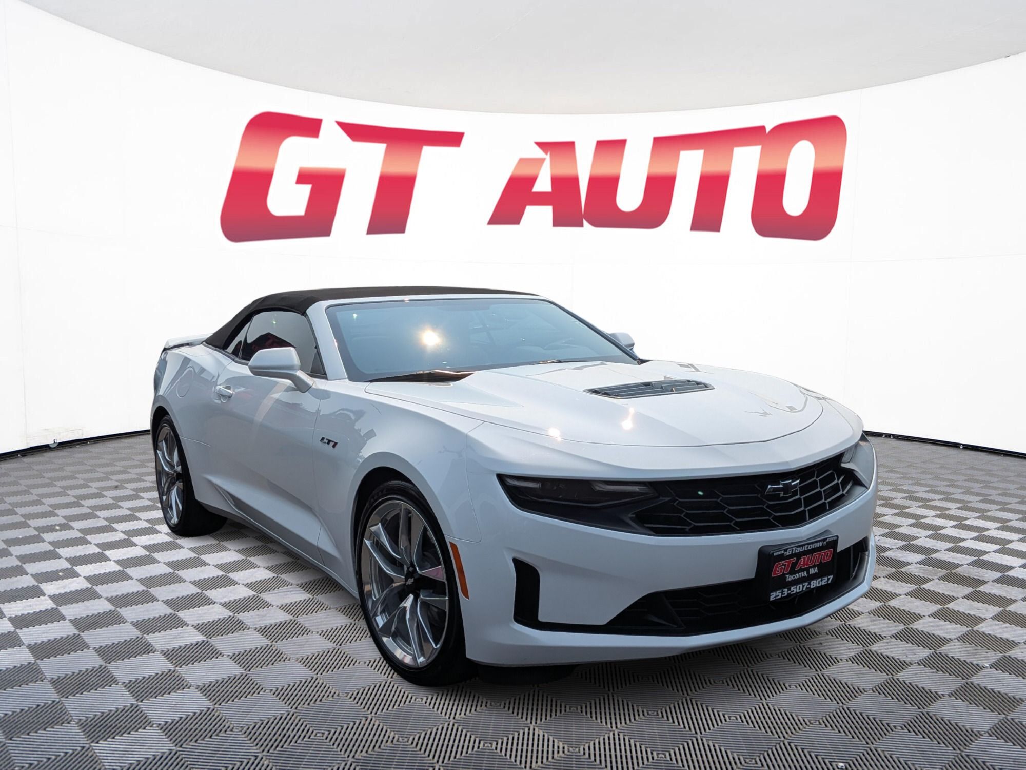 White 2021 Chevrolet Camaro Convertible Rear-Wheel Drive Automatic