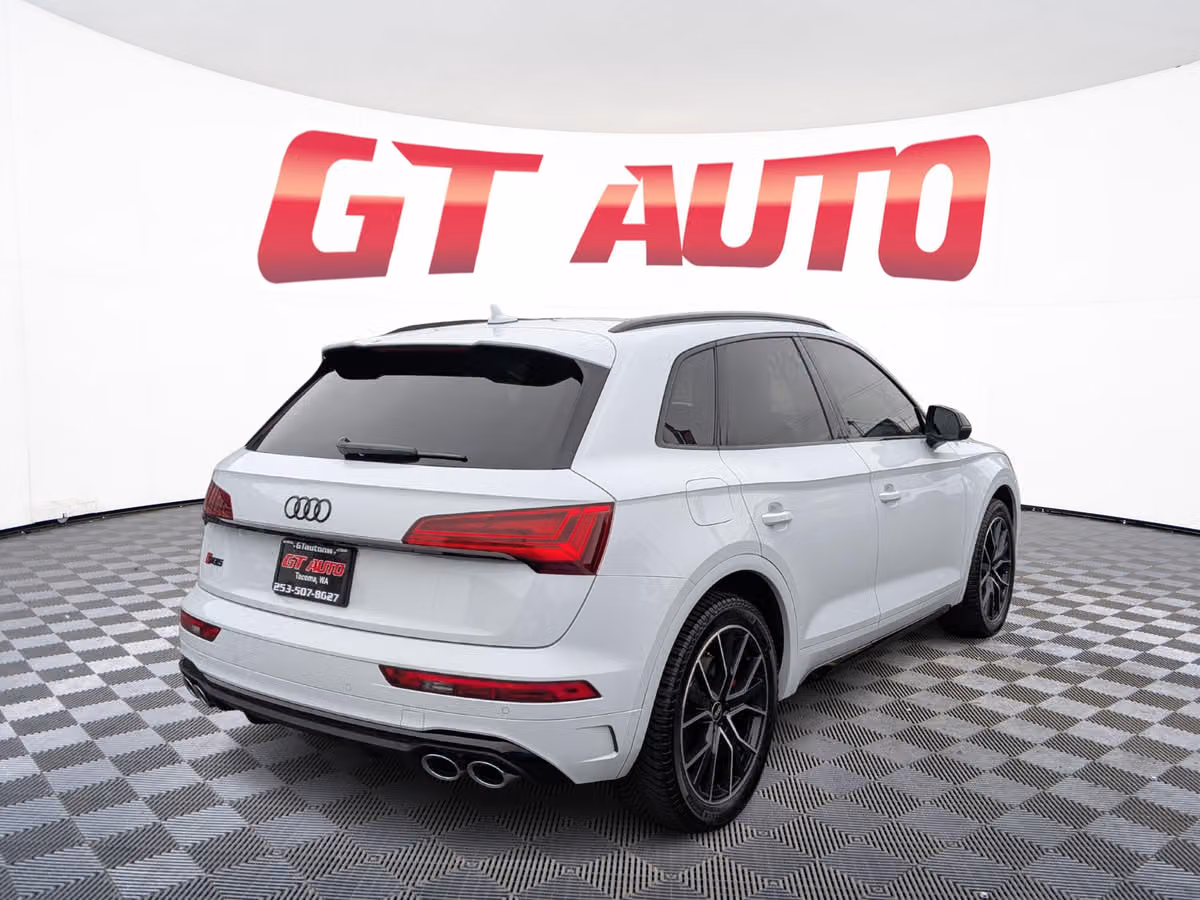 2022 Audi SQ5 3.0T quattro Premium Plus Image 4