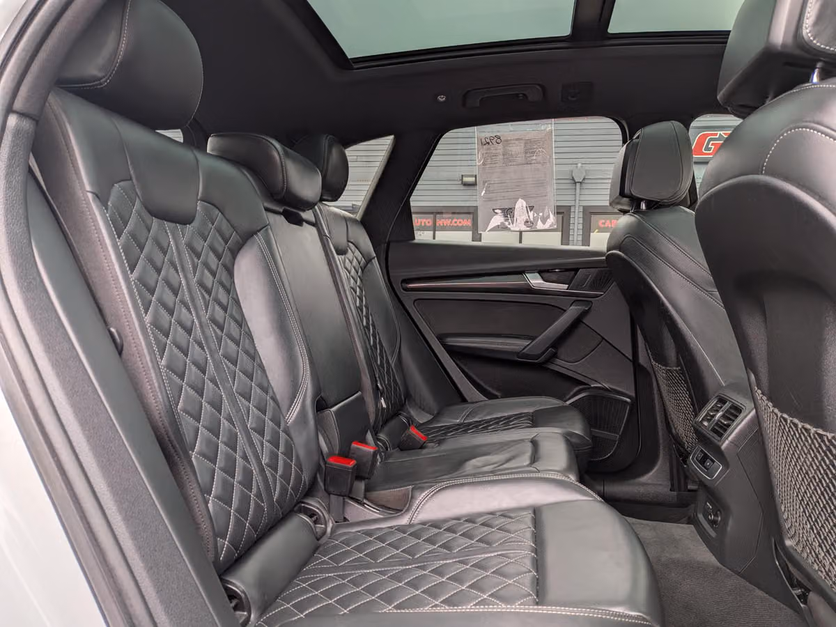 2022 Audi SQ5 3.0T quattro Premium Plus Image 8