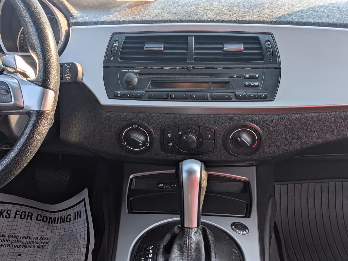 2008 BMW Z4 3.0i Image 8