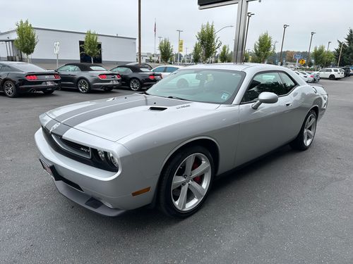 2010 Dodge Challenger SRT8 Lower Image 1