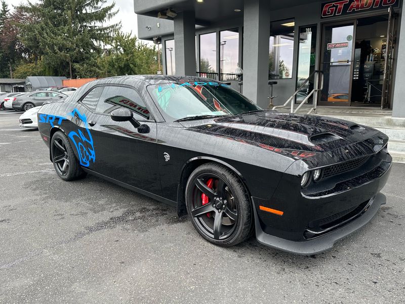 2020 Dodge Challenger SRT Hellcat Upper Image 1