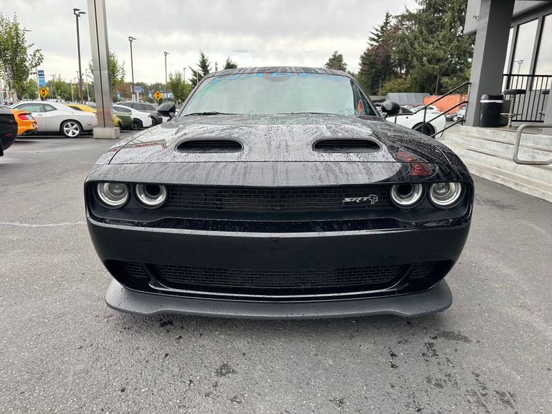 2020 Dodge Challenger SRT Hellcat Upper Image 2