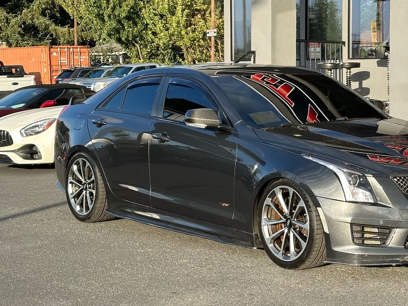 2018 Cadillac ATS-V Base Upper Image 1