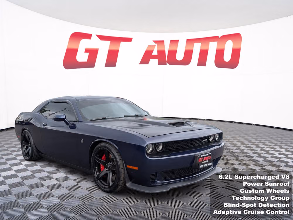 2017 Dodge Challenger SRT Hellcat Image 1