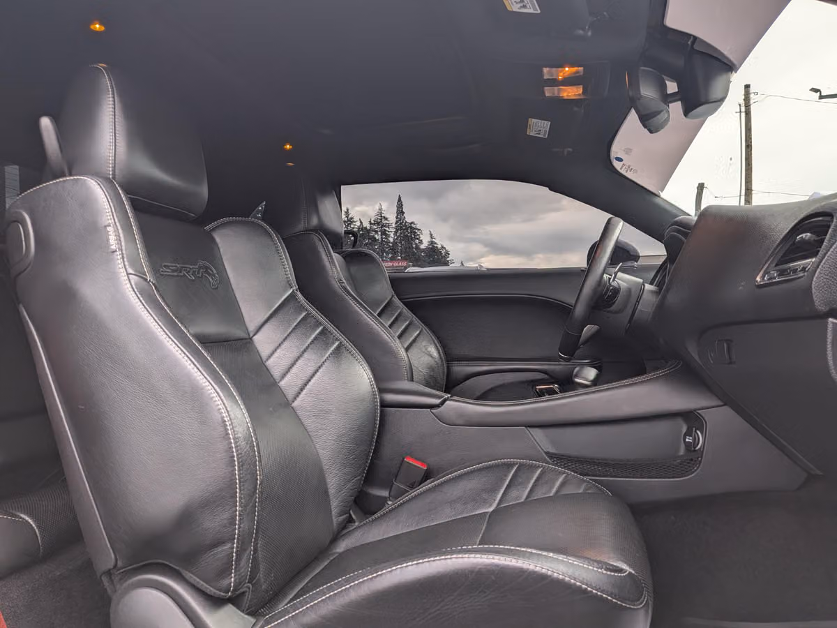 2017 Dodge Challenger SRT Hellcat Image 6