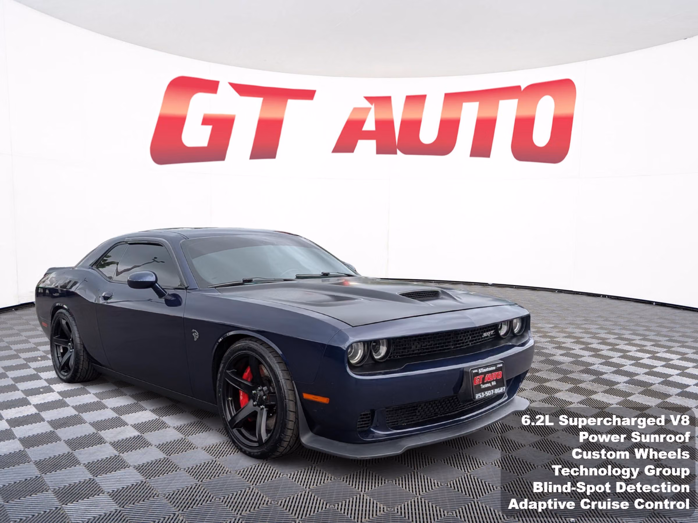 2017 Dodge Challenger SRT Hellcat Image 1