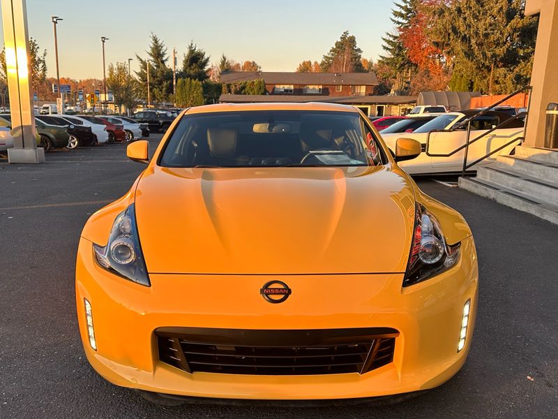 2019 Nissan 370Z Sport Touring Upper Image 2