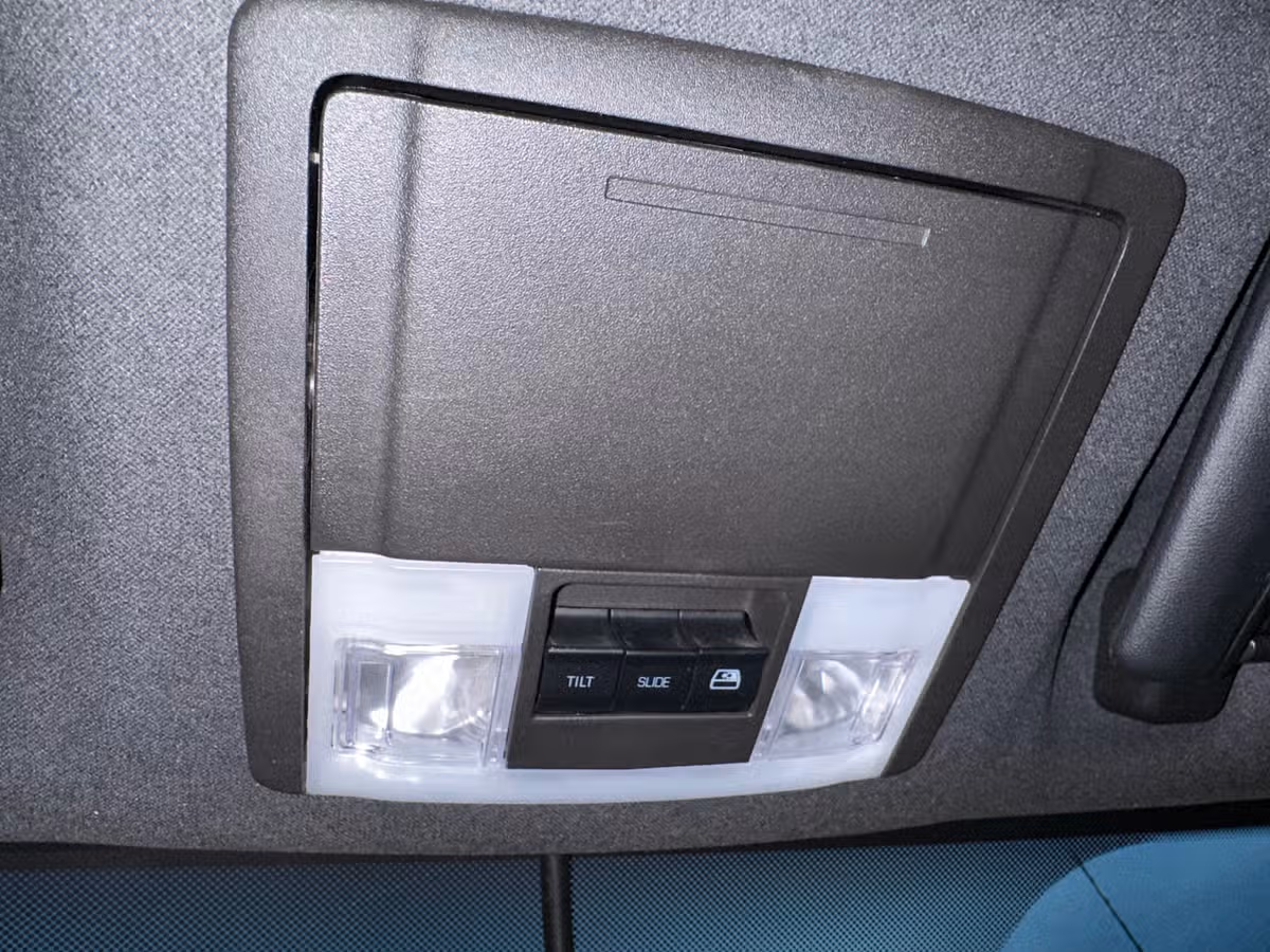 2016 Ford F-350 Super Duty Platinum Crew Cab Image 29