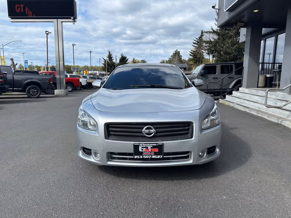 2012 Nissan Maxima 3.5 SV Image 2