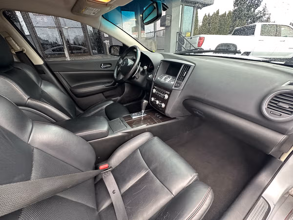 2012 Nissan Maxima 3.5 SV Image 14