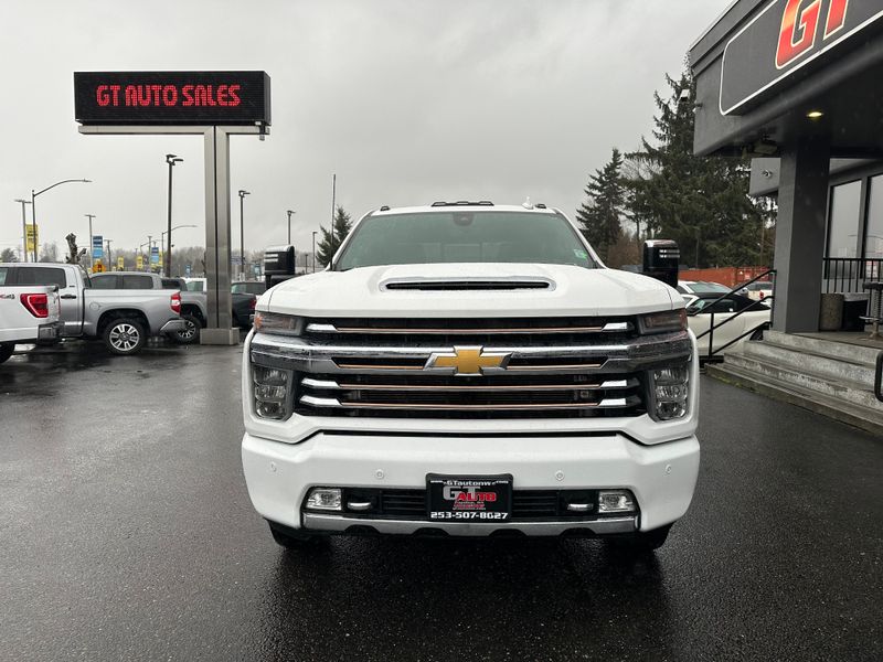 2022 Chevrolet Silverado 3500HD High Country Pickup 4D 8 ft Crew Cab Upper Image 2