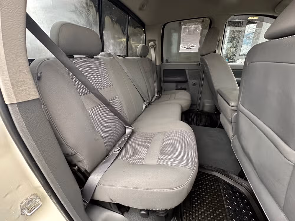 2008 Dodge Ram 1500 SLT Pickup 4D 6 1/4 ft Quad Cab Image 18