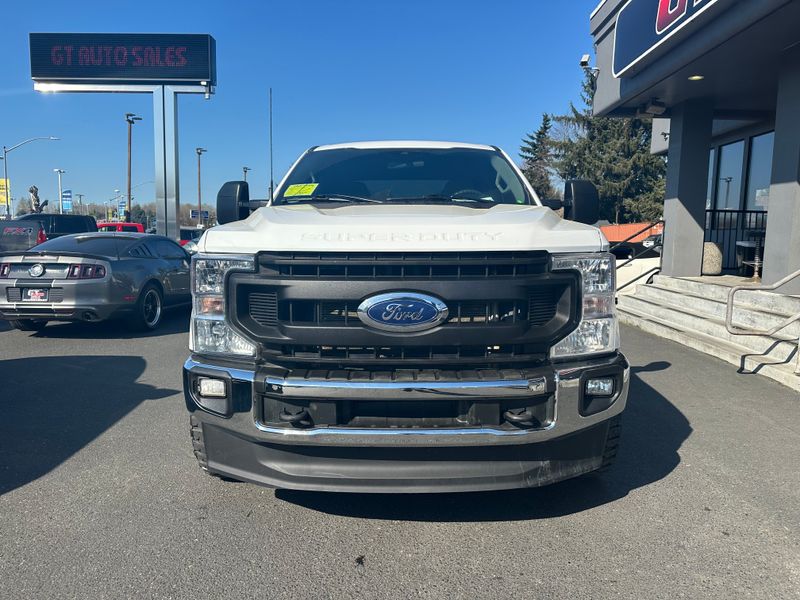 2021 Ford F-350 Super Duty XL Crew Cab Upper Image 2