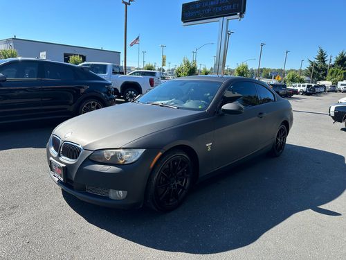 2009 BMW 3 Series 335i xDrive Lower Image 1