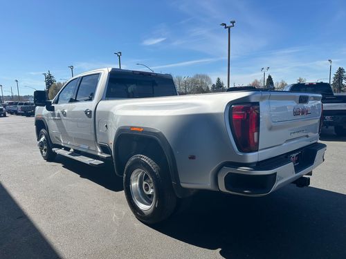 2023 GMC Sierra 3500HD Denali Crew Cab Lower Image 3