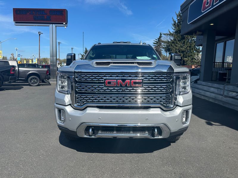 2023 GMC Sierra 3500HD Denali Crew Cab Upper Image 2
