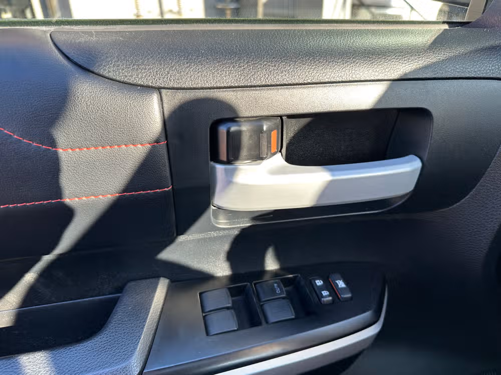 2016 Toyota Tundra TRD Pro CrewMax Image 31