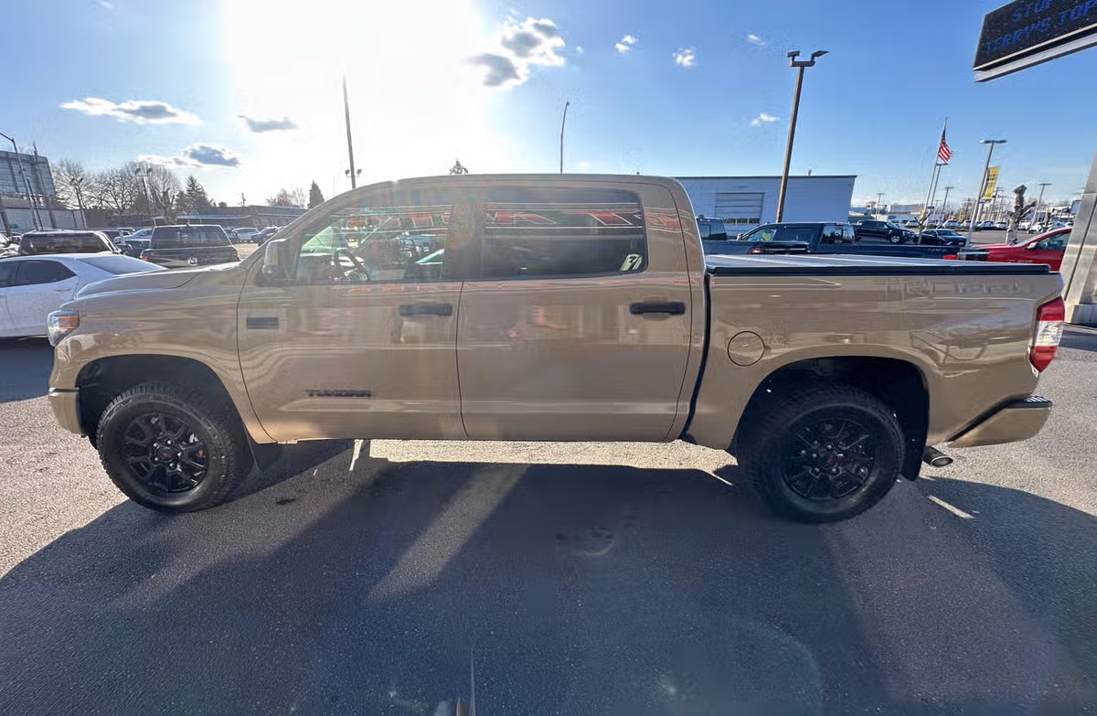 2016 Toyota Tundra TRD Pro CrewMax Image 4