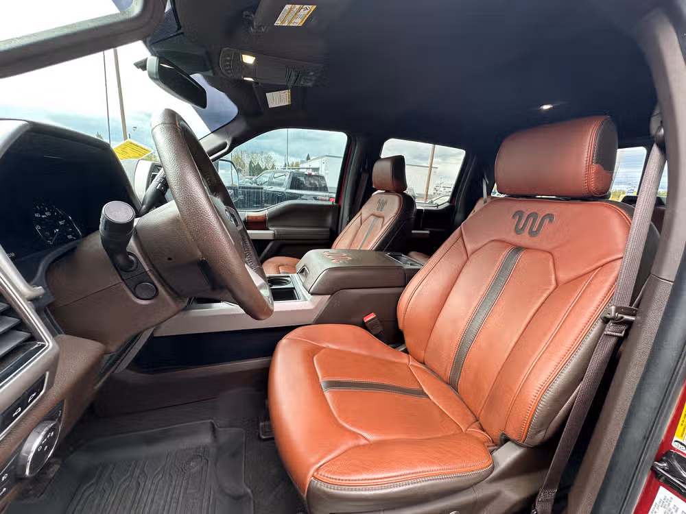 2022 Ford F-350 Super Duty King Ranch Crew Cab Image 12