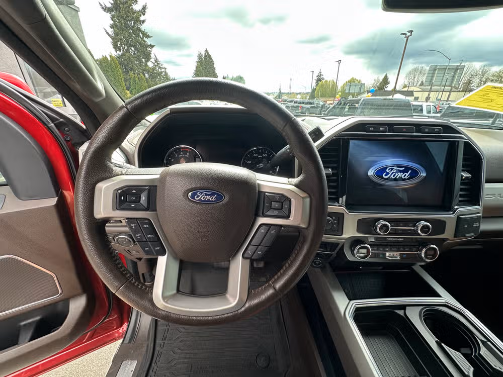 2022 Ford F-350 Super Duty King Ranch Crew Cab Image 20