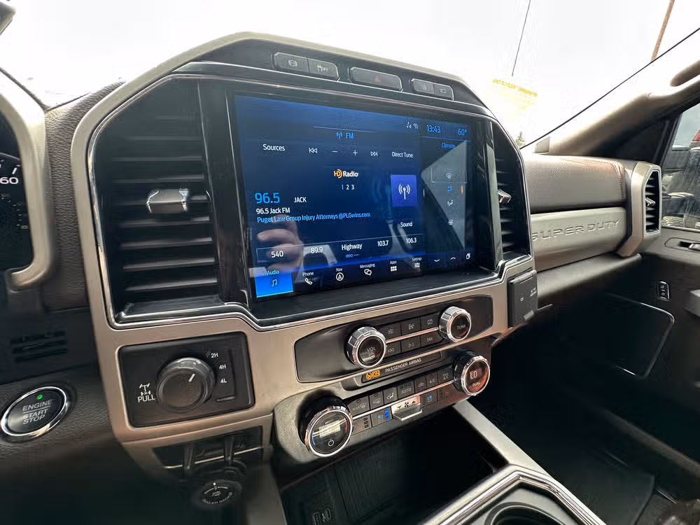 2022 Ford F-350 Super Duty King Ranch Crew Cab Image 22
