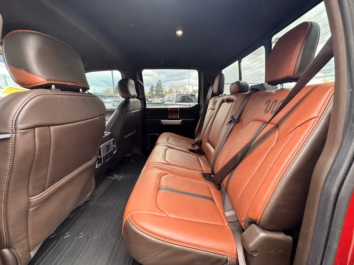 2022 Ford F-350 Super Duty King Ranch Crew Cab Image 16