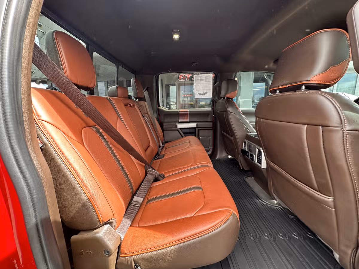 2022 Ford F-350 Super Duty King Ranch Crew Cab Image 18