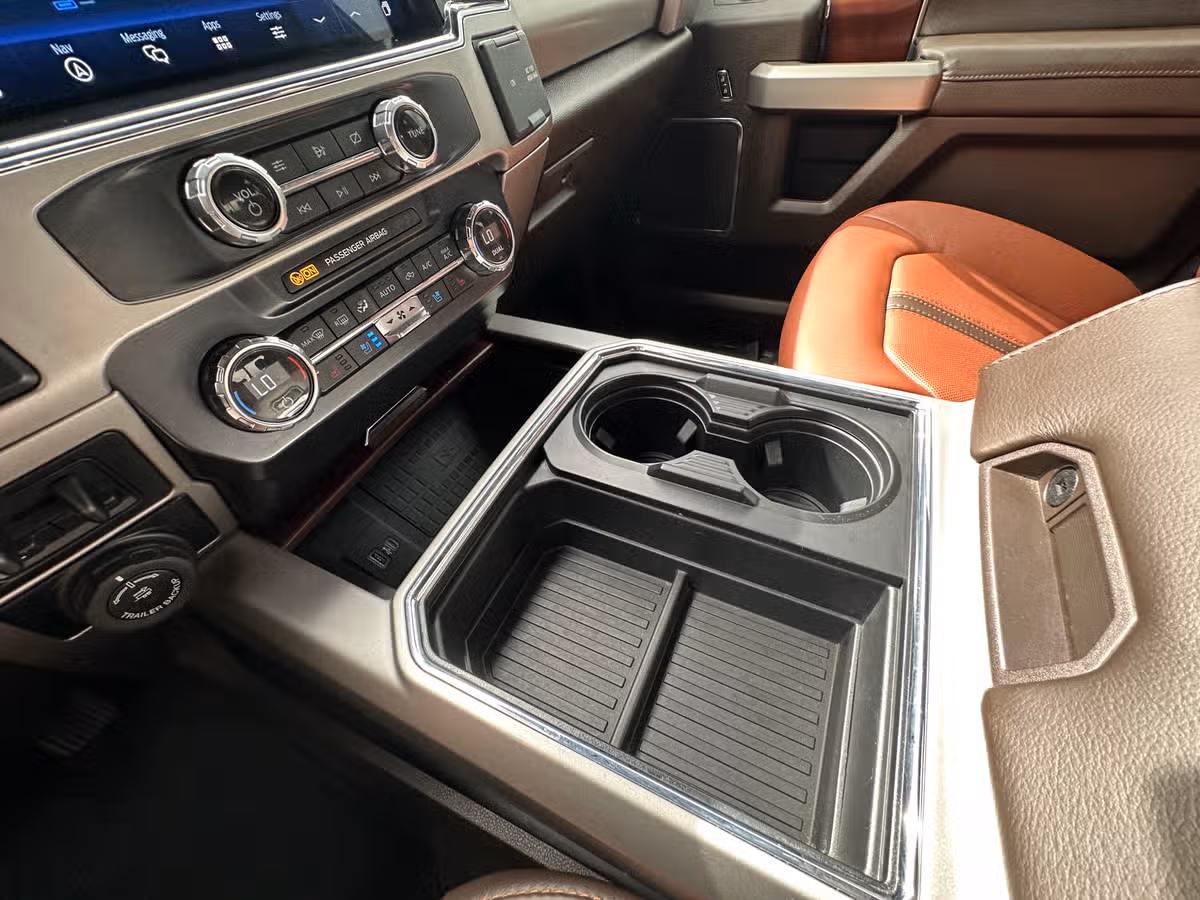 2022 Ford F-350 Super Duty King Ranch Crew Cab Image 25