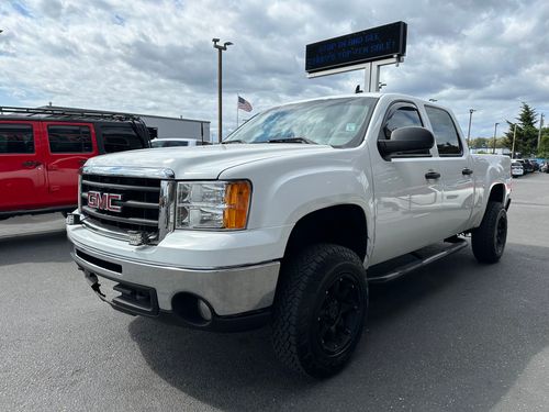 2011 GMC Sierra 1500 SLE Crew Cab Lower Image 1