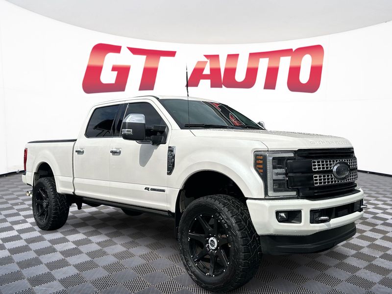 2018 Ford F-350 Super Duty Platinum Crew Cab Upper Image 1