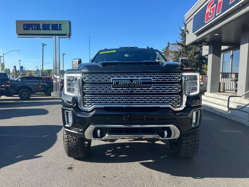 2021 GMC Sierra 3500HD Denali Crew Cab Upper Image 2