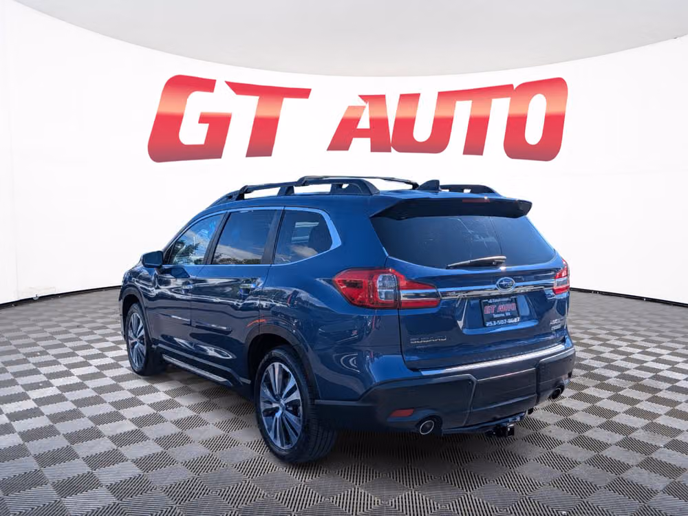 2022 Subaru Ascent Touring Image 3