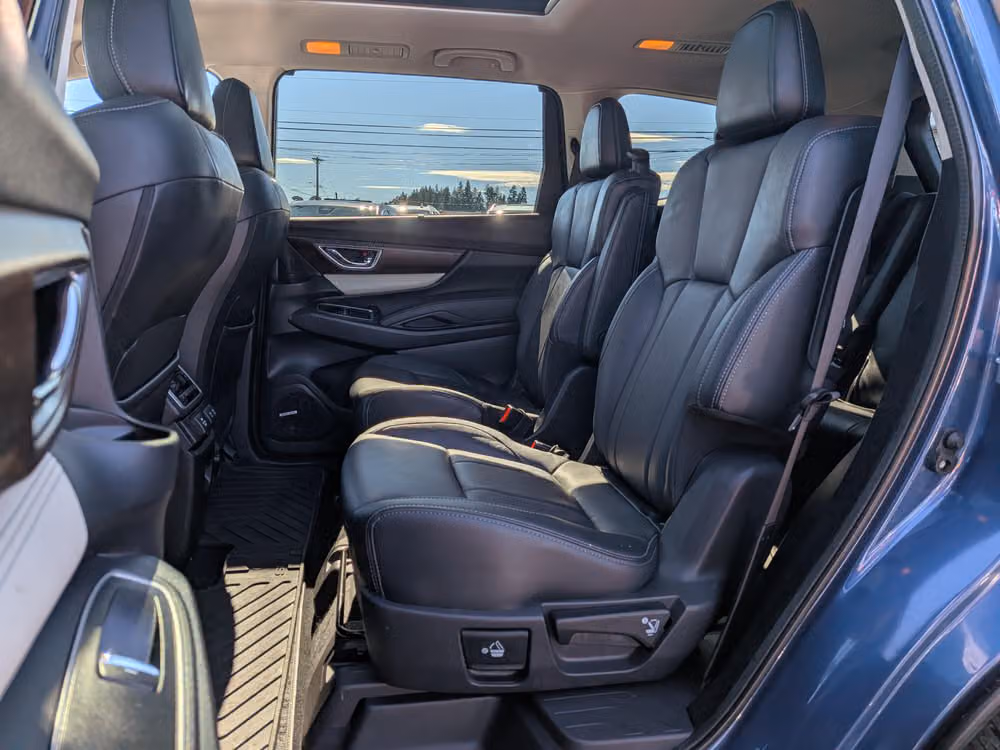 2022 Subaru Ascent Touring Image 6