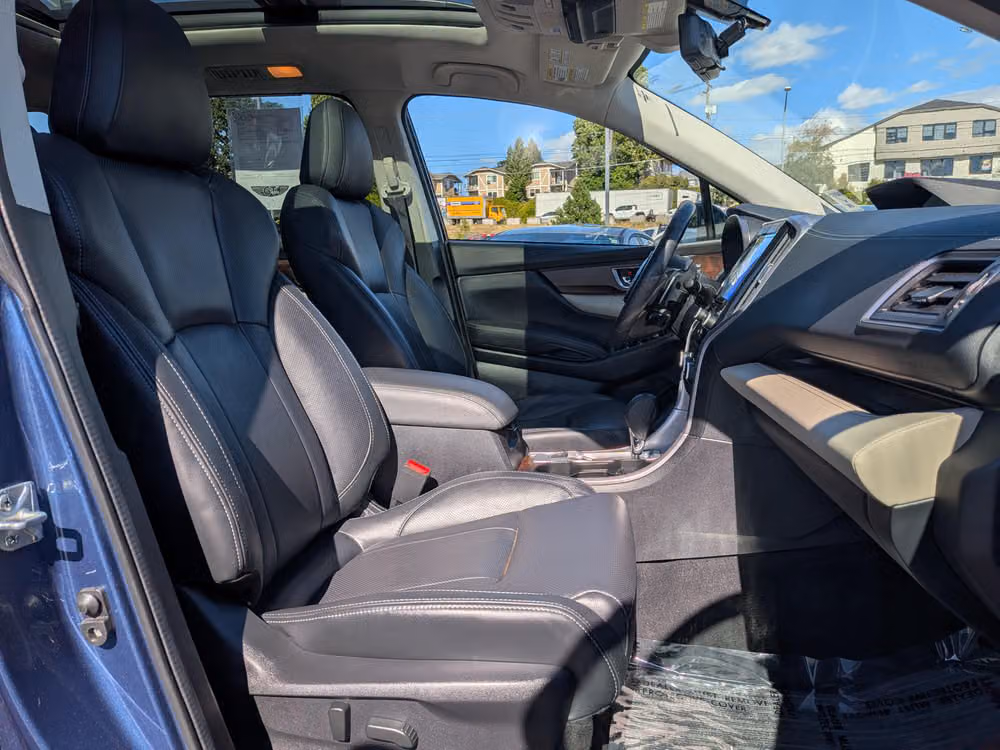 2022 Subaru Ascent Touring Image 7