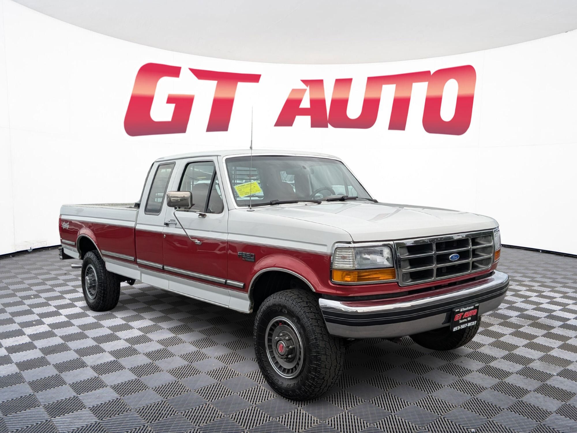 White 1992 Ford F-250 Pickup Truck Four-Wheel Drive Automatic