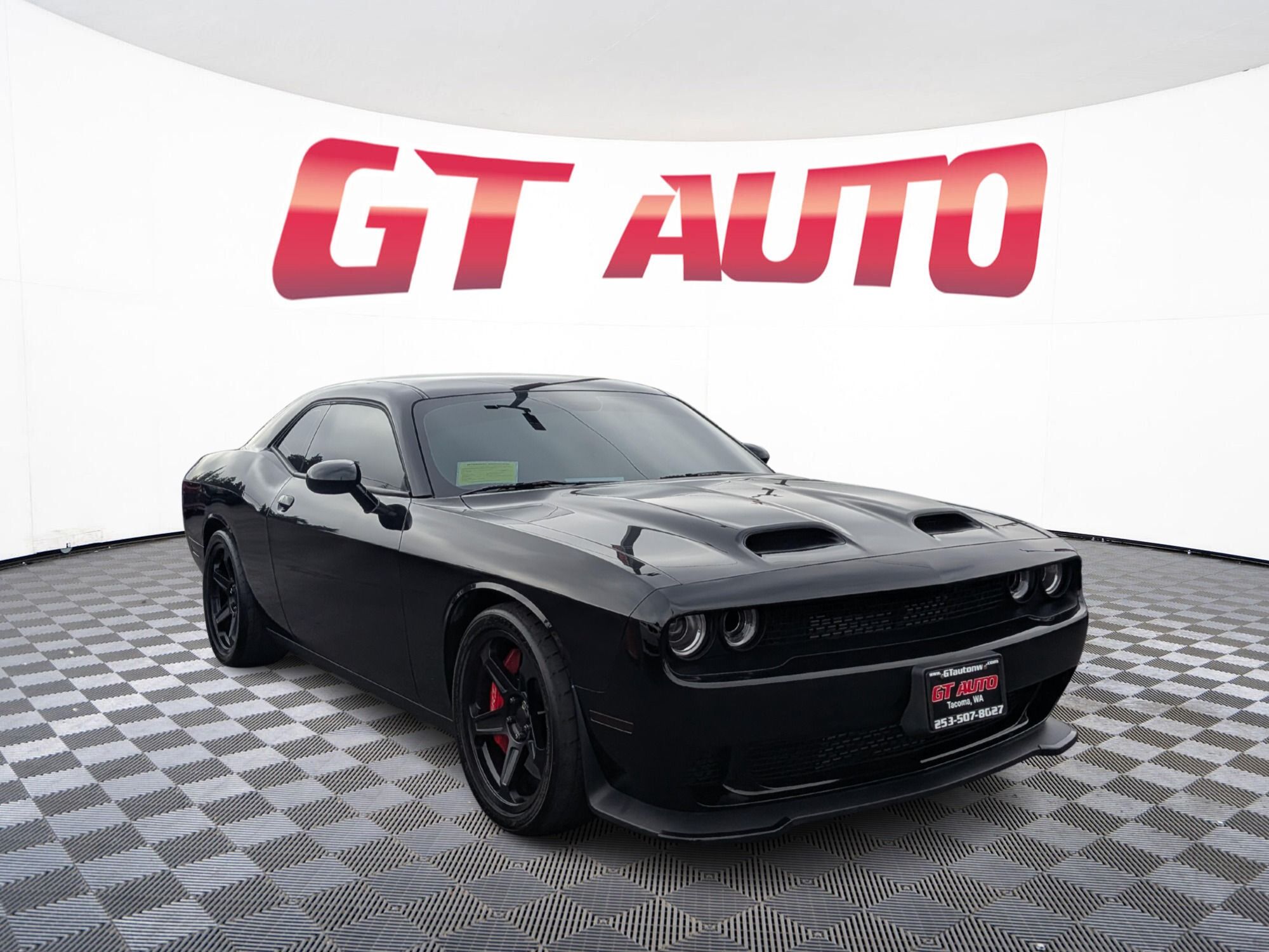 2023 Dodge Challenger SRT