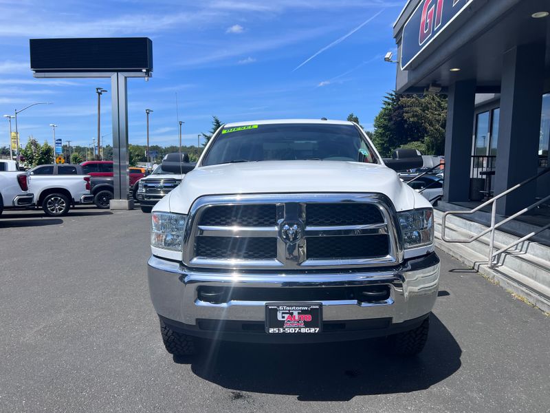 2018 Ram 3500 Tradesman photo 2