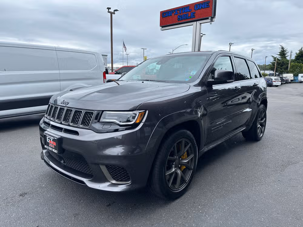 2020 Jeep Grand Cherokee Trackhawk Lower Image 1