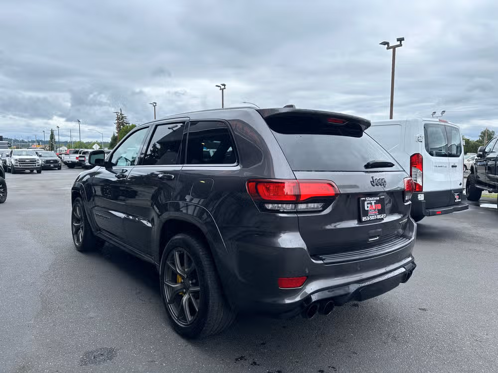 2020 Jeep Grand Cherokee Trackhawk Lower Image 3