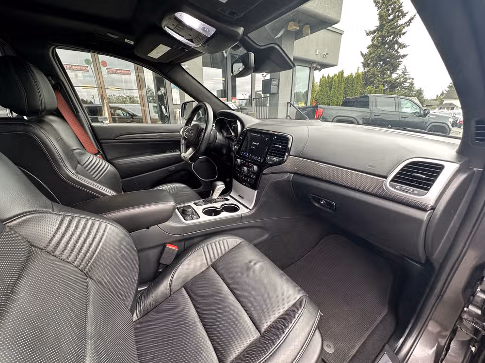 2020 Jeep Grand Cherokee Trackhawk Image 14