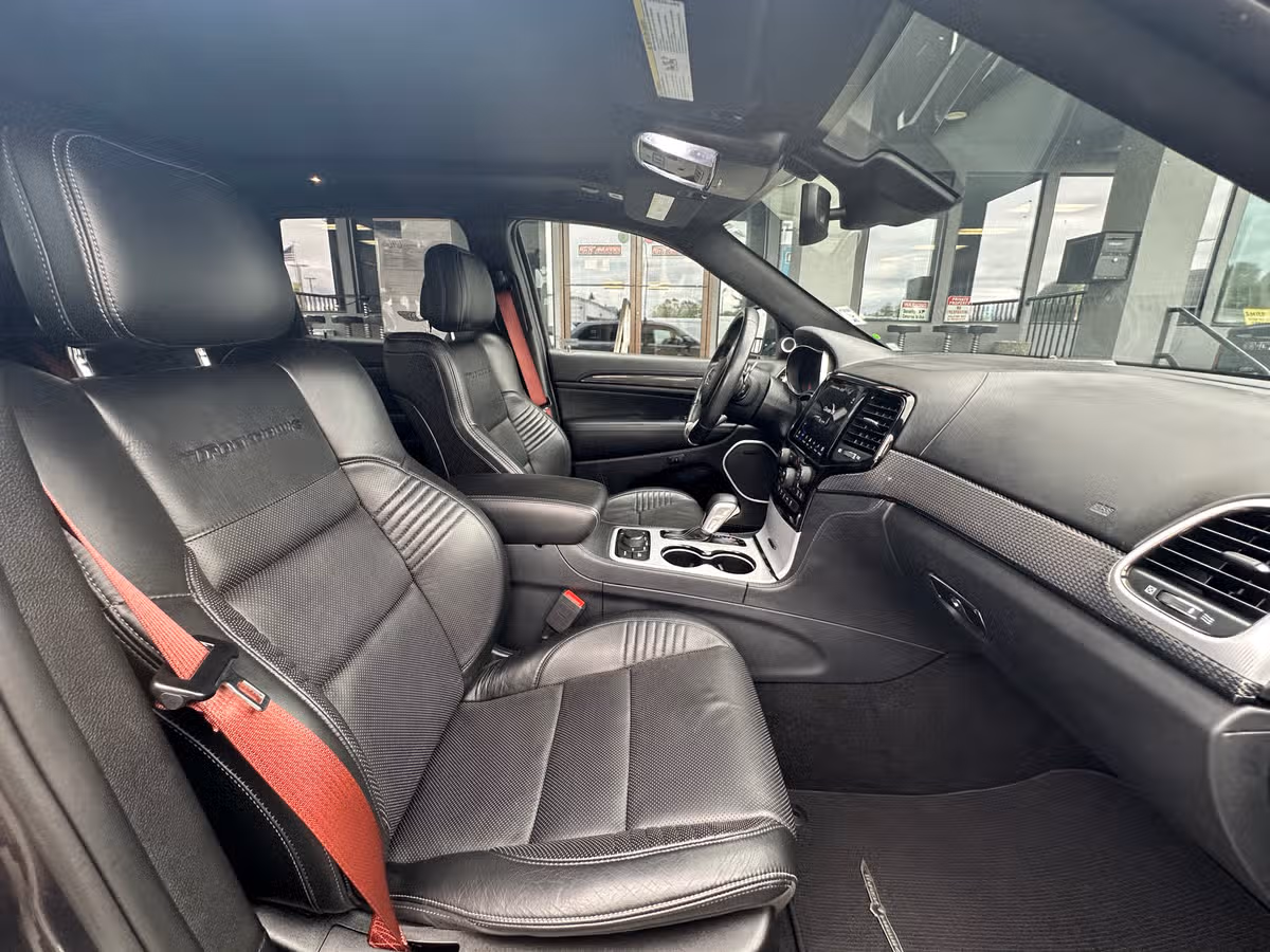 2020 Jeep Grand Cherokee Trackhawk Image 13