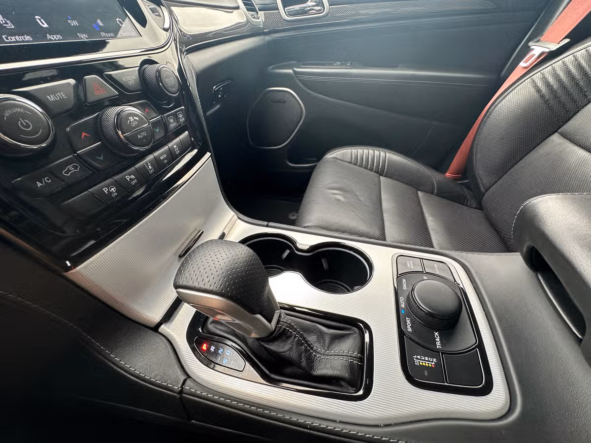 2020 Jeep Grand Cherokee Trackhawk Image 26