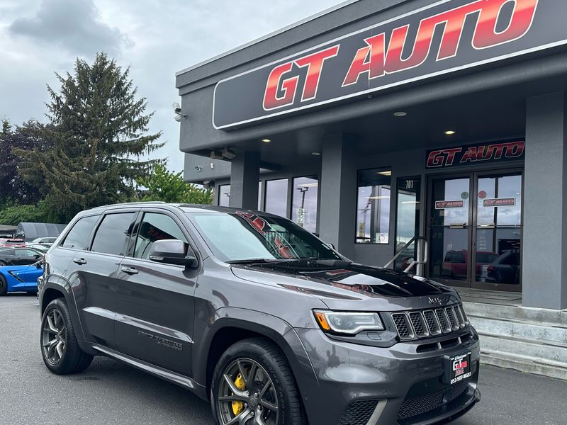 2020 Jeep Grand Cherokee Trackhawk Upper Image 1